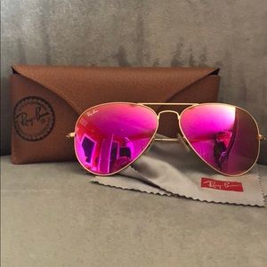 RayBan Aviator Sunglasses with Pink lenses